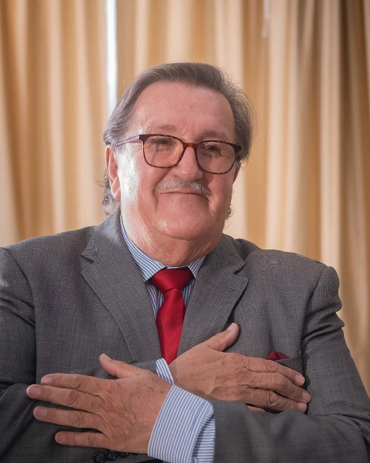 Retrato de Mag. Mario Recalde